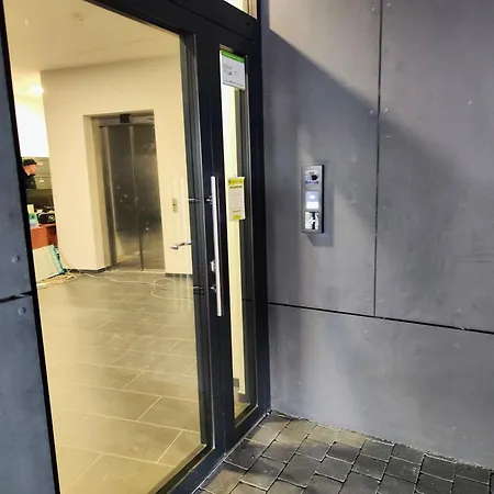 Wings - Free Private Parking - Old Town Apartmán