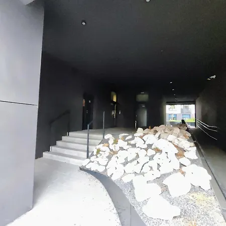 Wings - Free Private Parking - Old Town Apartmán Bratislava