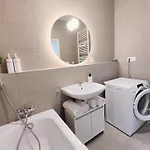 Apartament Wings - Free Private Parking - Old Town