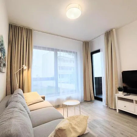 Wings - Free Private Parking - Old Town