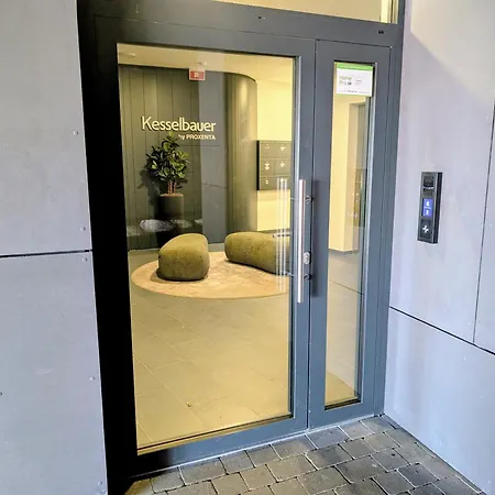 Apartment Wings - Free Private Parking - Old Town *